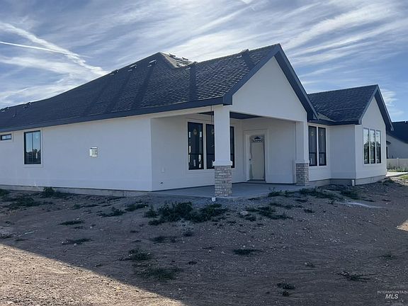 5th image of L16 B1 E Midberry Ct
