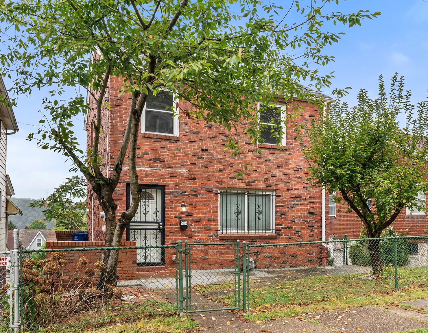 5034 Ampere St photo 1