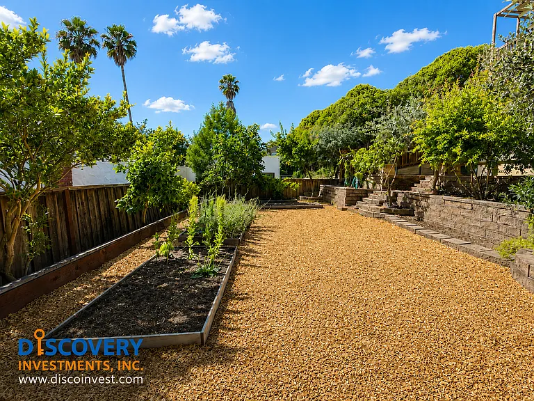 327 San Carlos Ave — Photo 66