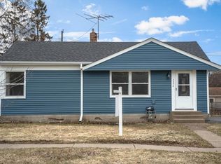 2052 Clear Ave, Saint Paul, MN 55119