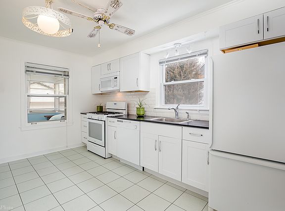 5th image of 5400 W Otto Pl