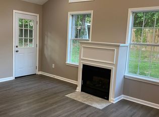 8898 Crestmont Dr, Jonesboro, GA 30238