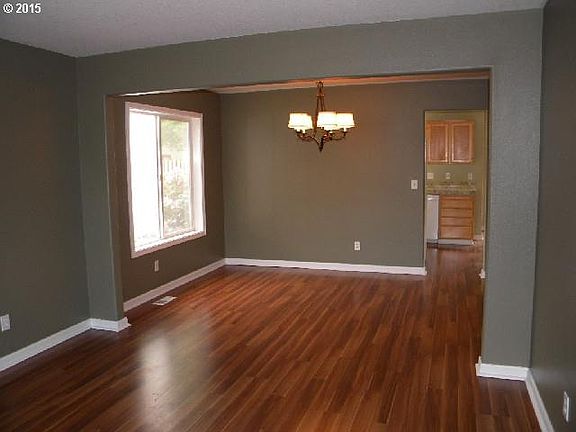 4th image of 2088 SE 61st Dr