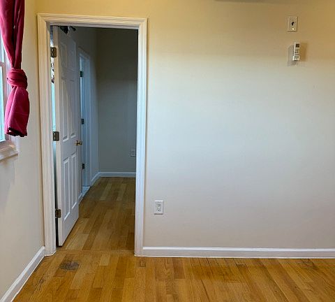 4th image of 91 Audubon Ave #1