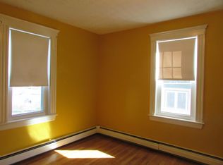 154 Grove St, Chelsea, MA 02150