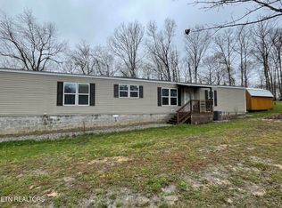 4052 Saponac Dr, Crossville, TN 38572
