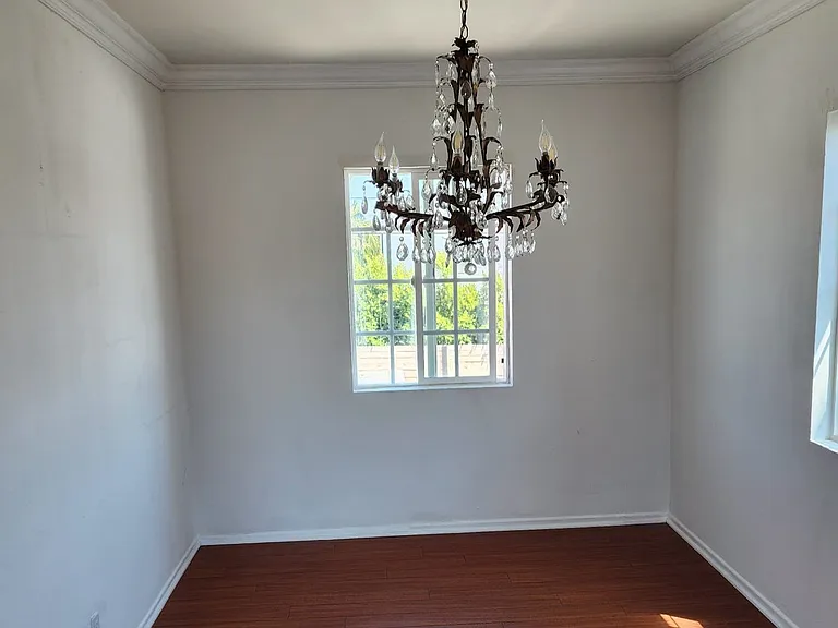 1708 S Crescent Heights Blvd — Photo 27