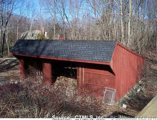 Stable/Barn. Garage