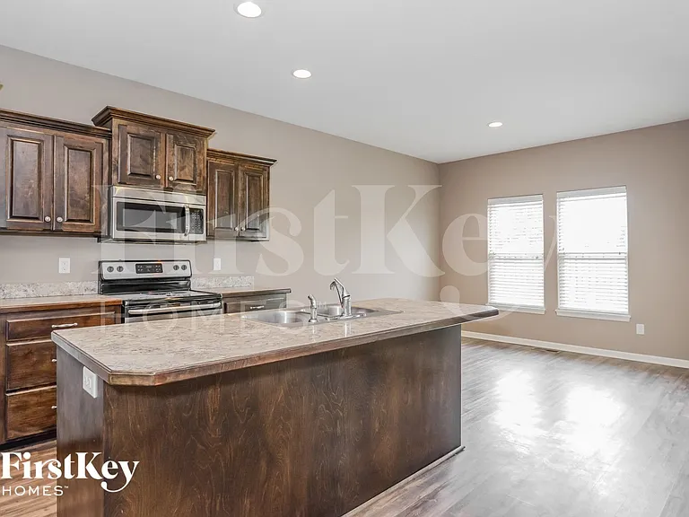 11007 Highview Rd — Photo 6