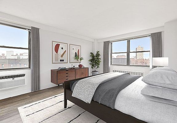 4th image of 10420 Queens Blvd APT 2B