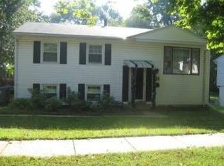 611 Denham Rd, Rockville, MD 20851