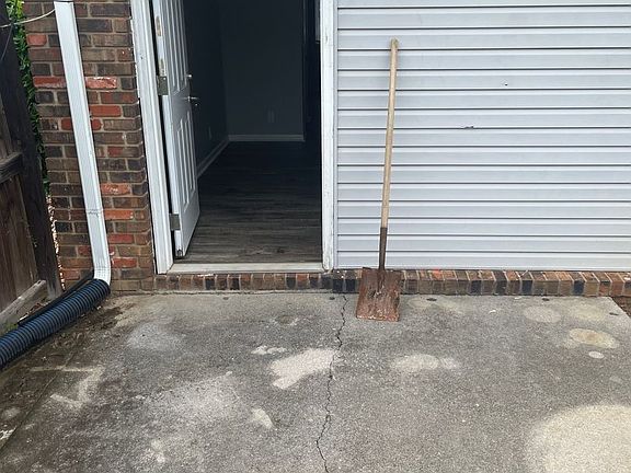 5th image of 903 Mimosa Heights Dr #2