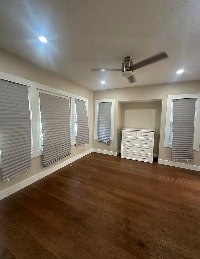 320 E. Maple Ave — Photo 4