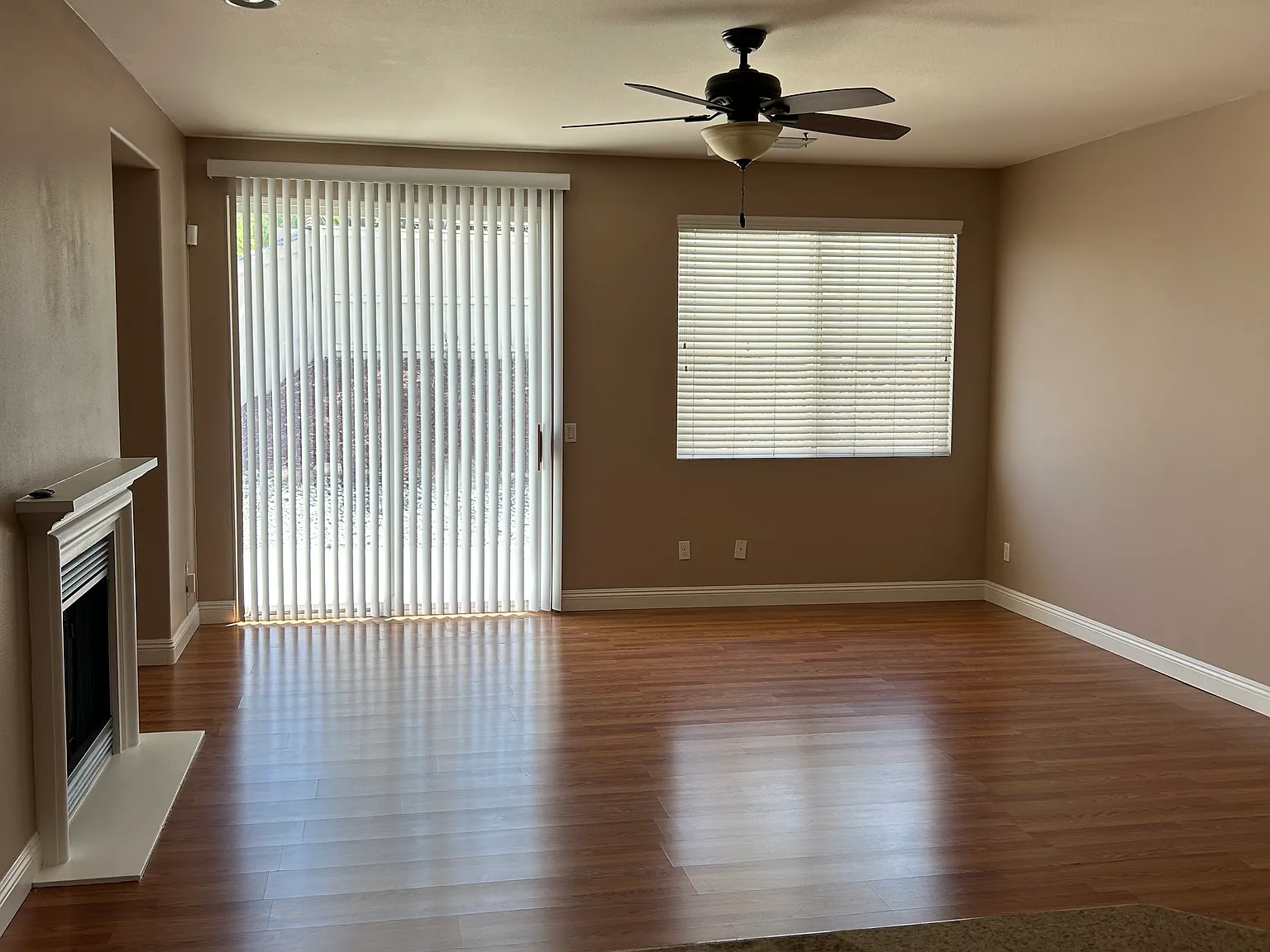 3 bed, 1589 sqft, $2,600 — Photo 1