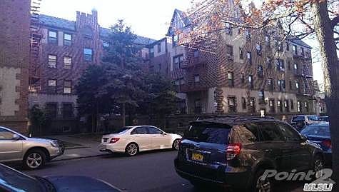 1st image of 6140 Saunders St