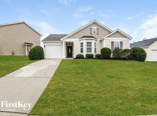 3912 Planters Watch Dr, Charlotte, NC 28278