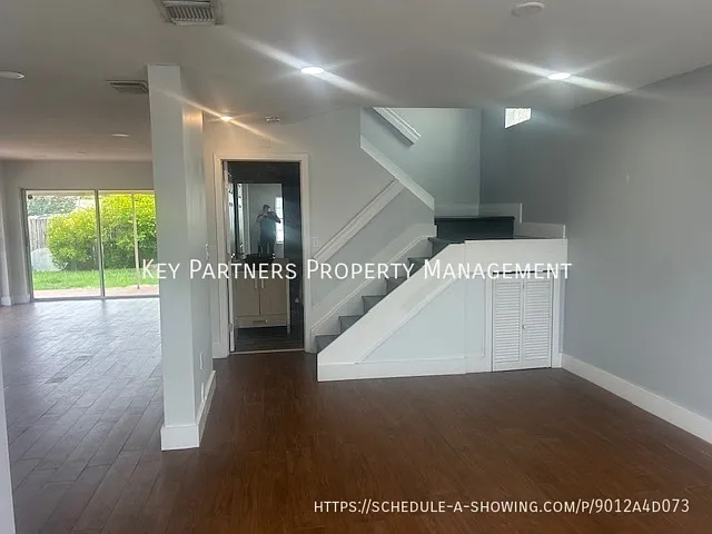 16001 SW 140th Ct — Photo 6