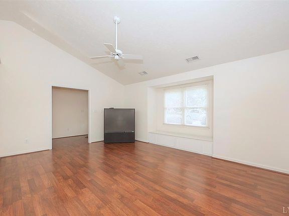 2nd image of 102 Village Park Ct