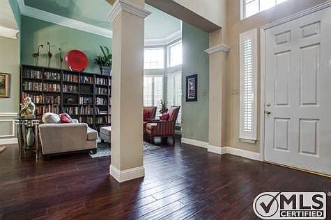 5th image of 2637 Shadow Hill Ln