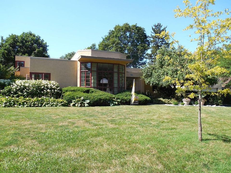 1st image of 55 Northmoor Pl