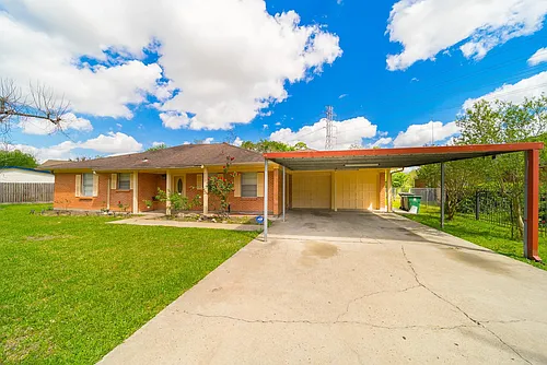 7015 Kopman Dr Photo 1