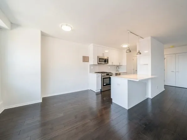 500 Central Avenue image 6 of 28