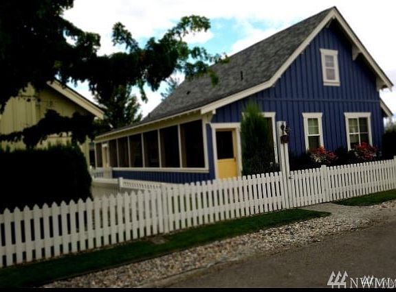 2nd image of 107 Shenanigan Ln