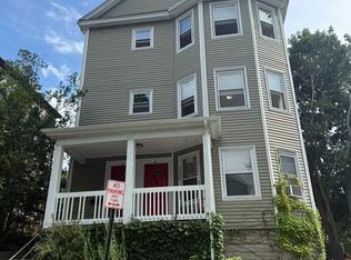 13 Evergreen St FLOOR 3, Providence, RI 02906