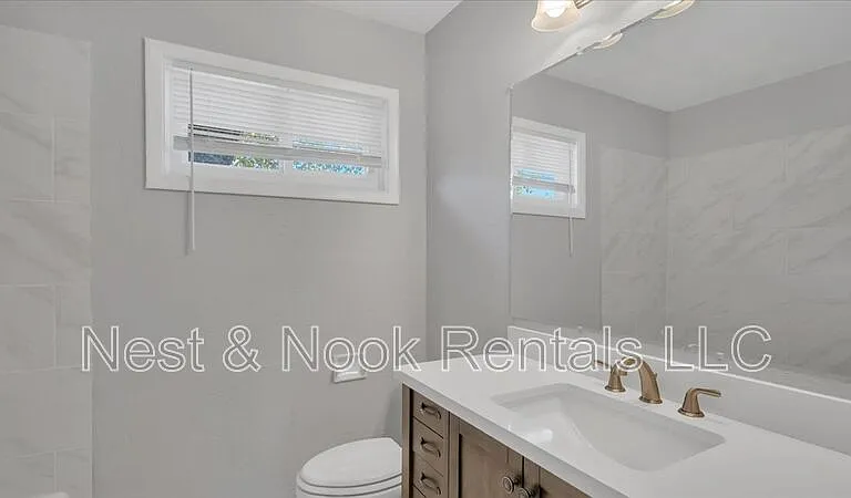 2923 S Irvington Ave — Photo 19