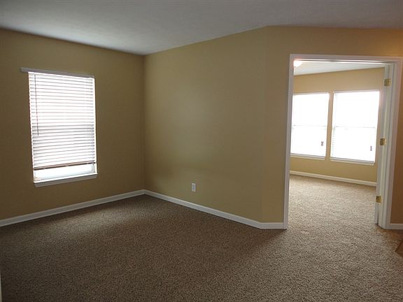 4th image of 1199 Highland Lake Way