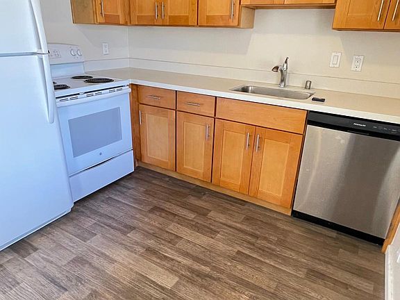 3rd image of 22672 Silver Oak Ln #1