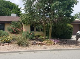 514 Ridgecrest Ave, White Rock, NM 87544