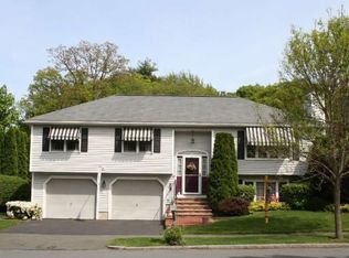 24 Andrews Rd, Wakefield, MA 01880