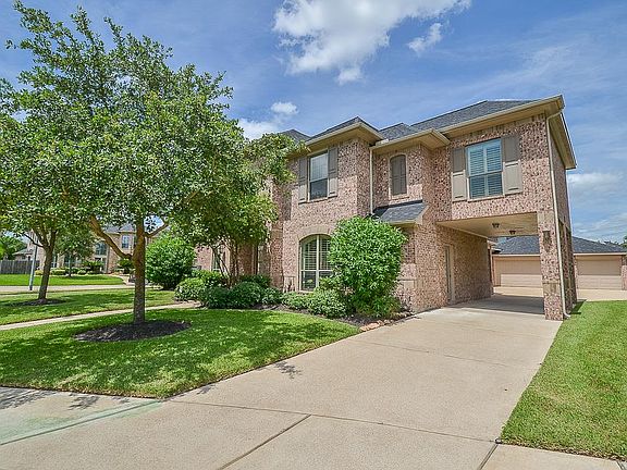 2nd image of 21210 Crescent Star Ct