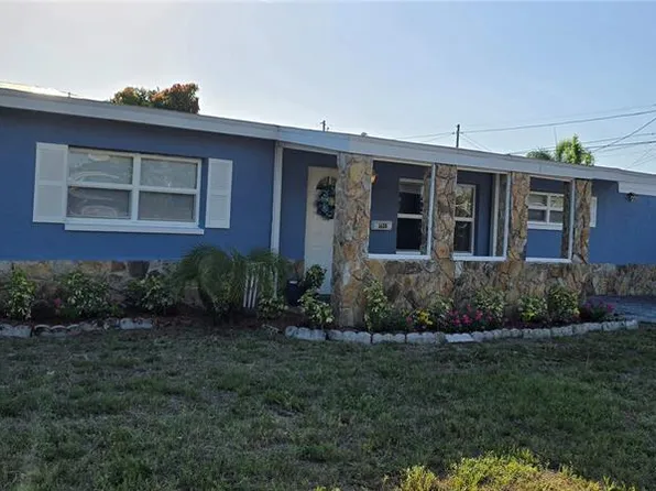 3600 72nd St N, Saint Petersburg, FL 33710