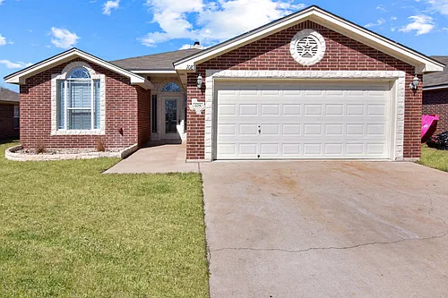 108 Burnham Dr Photo 1