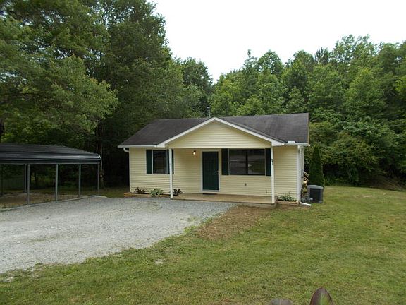 3rd image of 631 Wren Ave