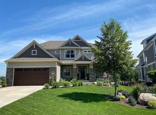 14251 Shady Beach Dr NE, Prior Lake, MN 55372