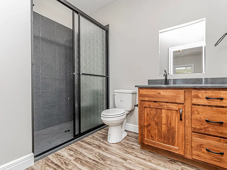 1704 Kenneth Dr — Photo 20
