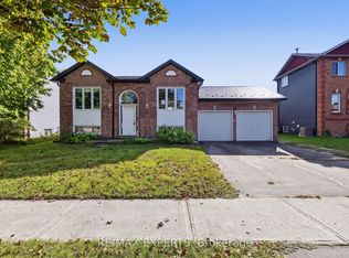 97 Cecil St, Angus - Borden Cfb-bfc, ON L3W0K4