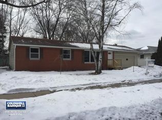 1869 Dousman St, Green Bay, WI 54303