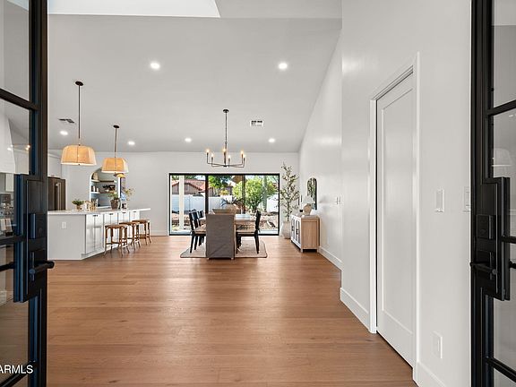 4th image of 10572 E BELLA VISTA Drive