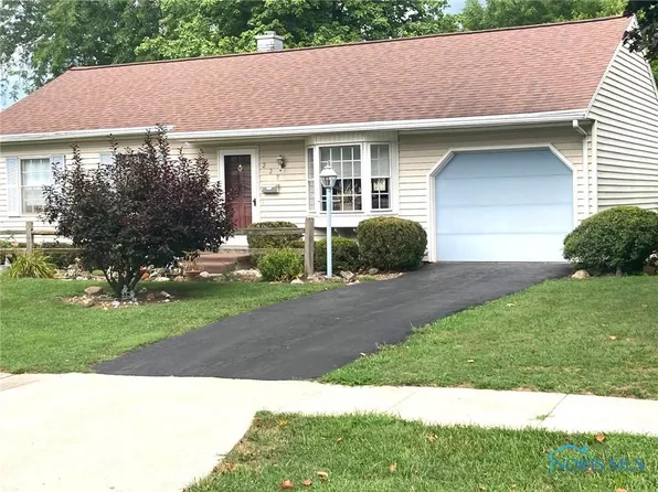 227 E Elm St, Bluffton, OH 45817