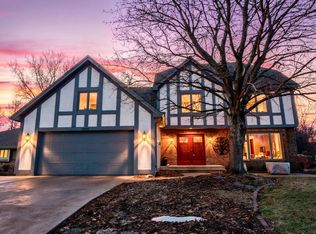 5500 Yorktown Ln N, Plymouth, MN 55442