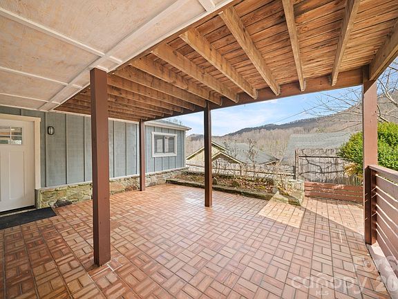 5th image of 86 Chestnut Hill Rd