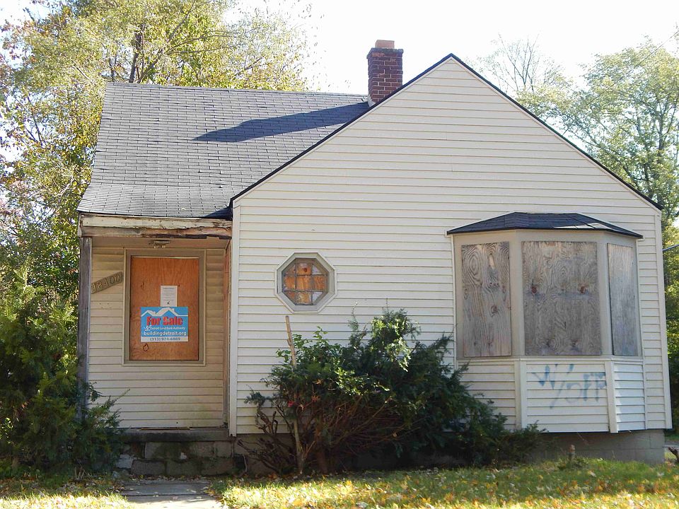 18400 Patton