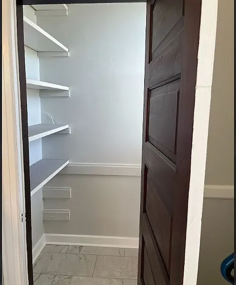 5222 Morgan Ford Rd #B — Photo 26