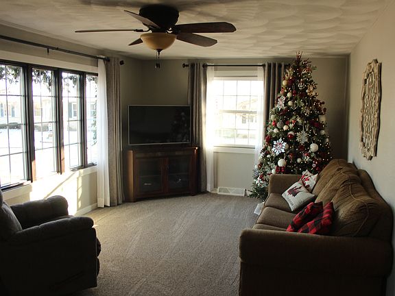 4th image of 502 3rd Street West Ct