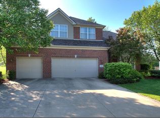 448 Troubadour Dr, Northfield, OH 44067