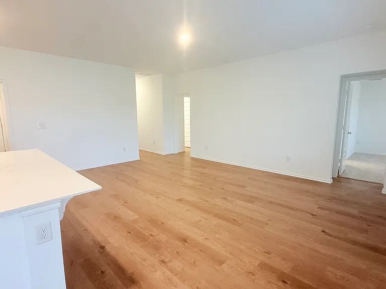 4005 Dutch Ln — Photo 18